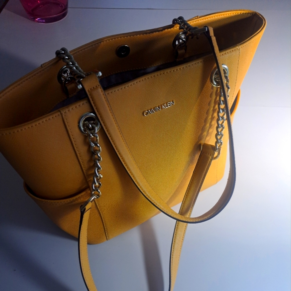Calvin klien purse.